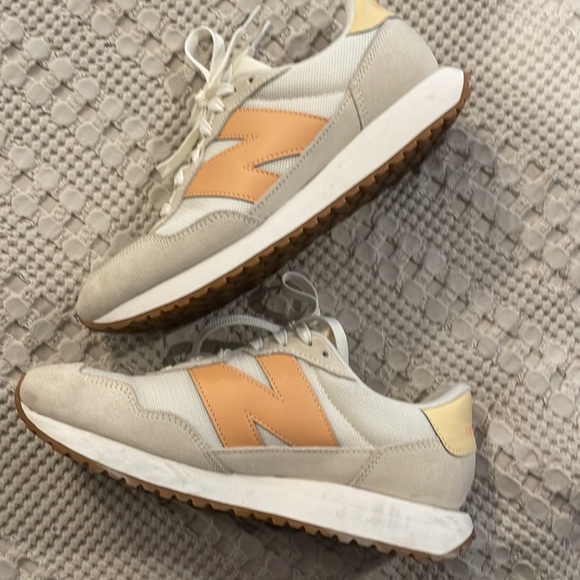 New Balance 237 discontinued color size 8.5 excellent condition - Picture 3 of 7